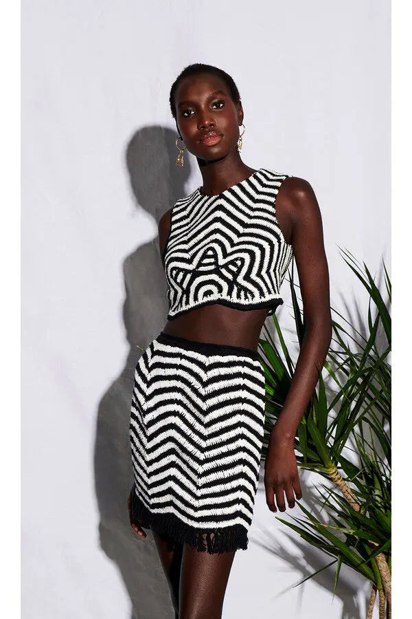 Thourn Skirt Set